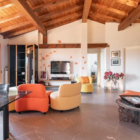 Casa Peler Al Benaco - Style, View & Pool Apartment *