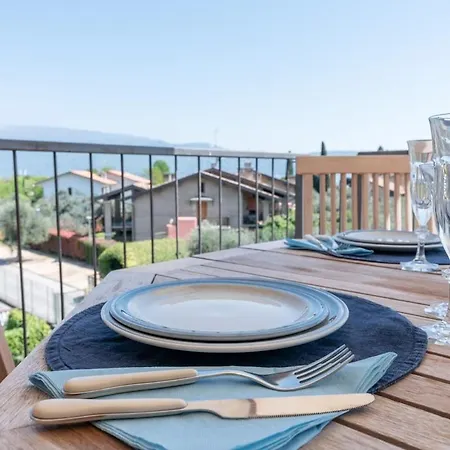 Casa Peler Al Benaco - Style, View & Pool